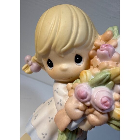 Precious Moments Thanks A Bunch 2000 Symbol Of Membership Figurine Enesco 5" - Picture 2 of 7